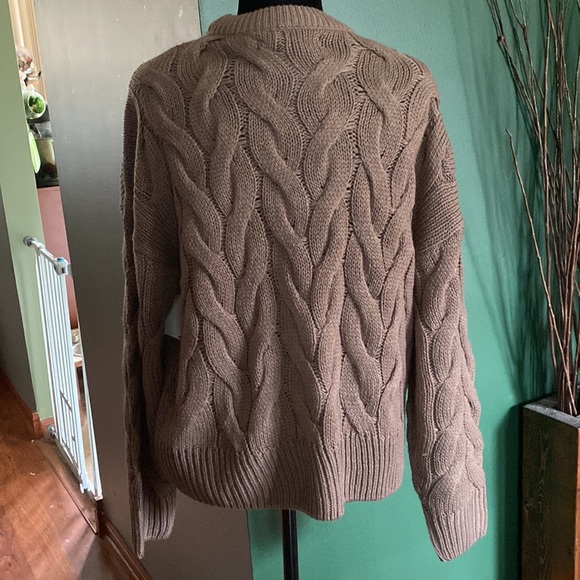 Vero Moda Sweater - Picture 9 of 11